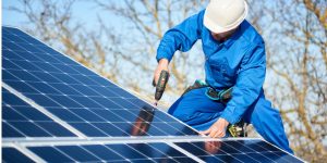 Installation Maintenance Panneaux Solaires Photovoltaïques à Laval-Saint-Roman